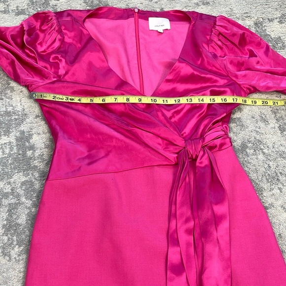New Cinq a Sept Layne Long Sleeve Satin Faux Wrap Mini Dress Pink Dahlia Sz 8 - Picture 11 of 16